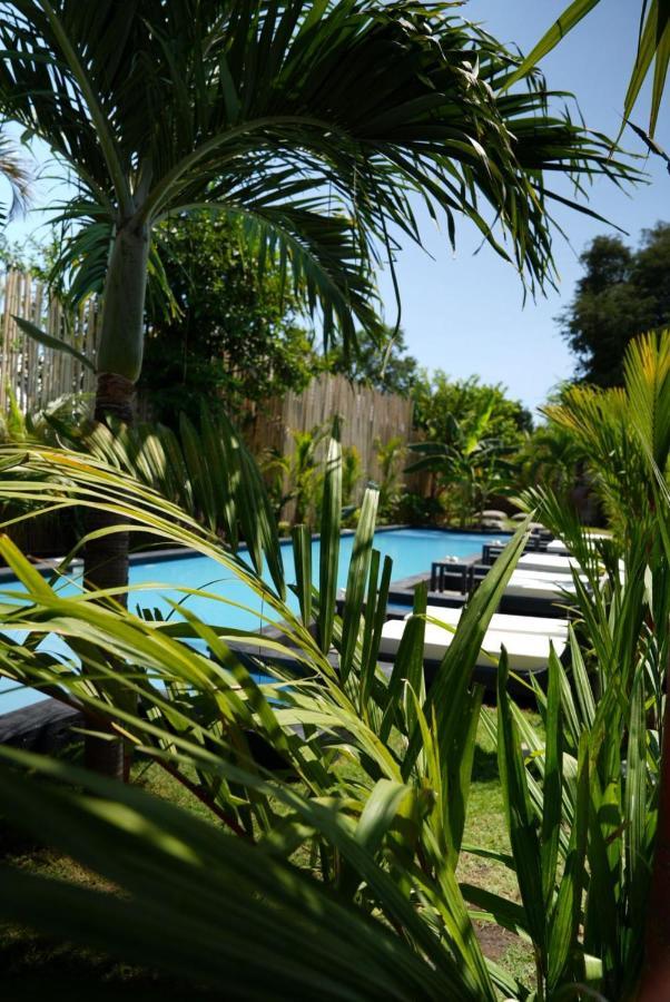 Copacabana Gili Air Hotel Матарам Екстериор снимка