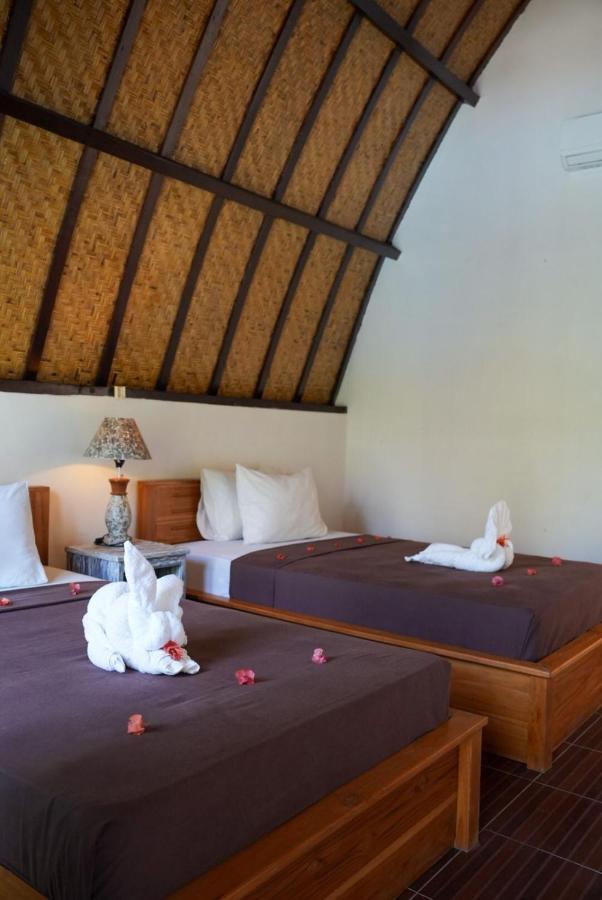 Copacabana Gili Air Hotel Матарам Екстериор снимка