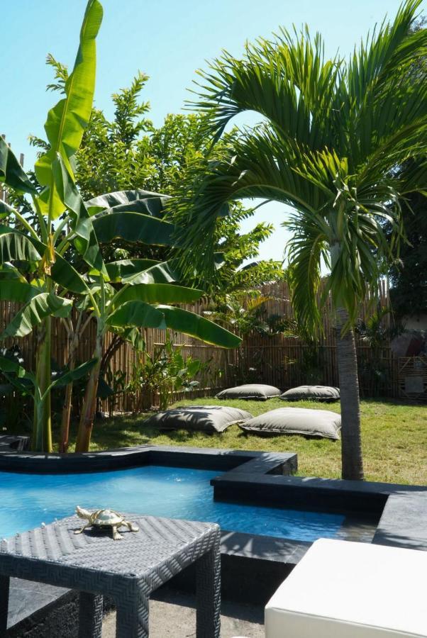Copacabana Gili Air Hotel Матарам Екстериор снимка